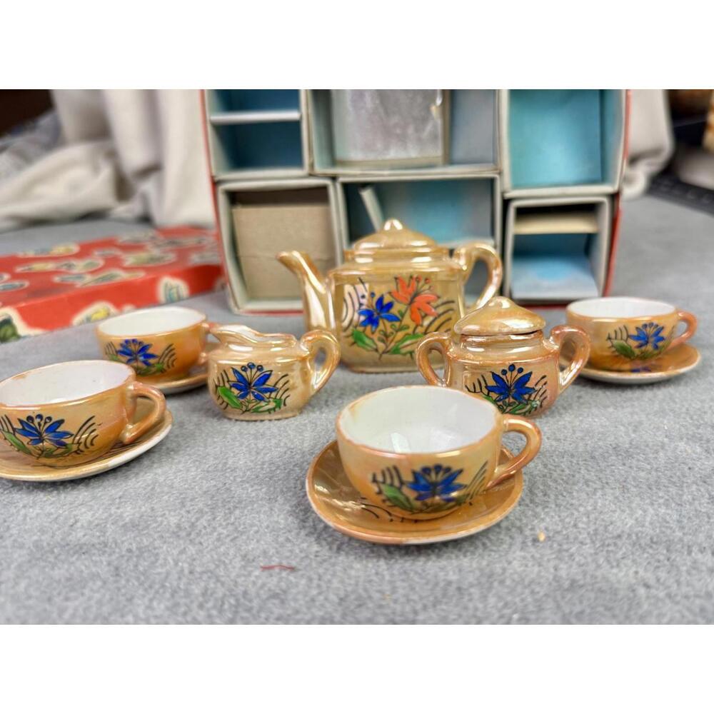 vintage miniature tea set made in japan ceramic toy tea set boxed - Picture 2 of 9